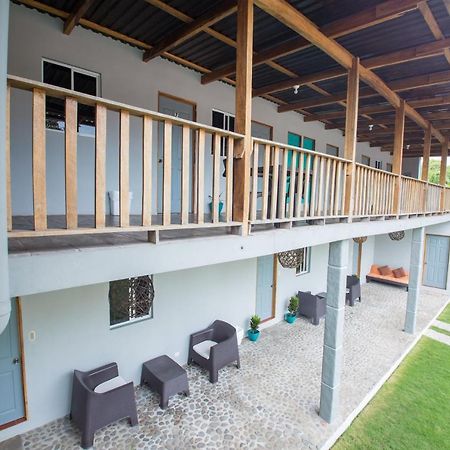 El Sunzalito Hotel La Libertad Luaran gambar