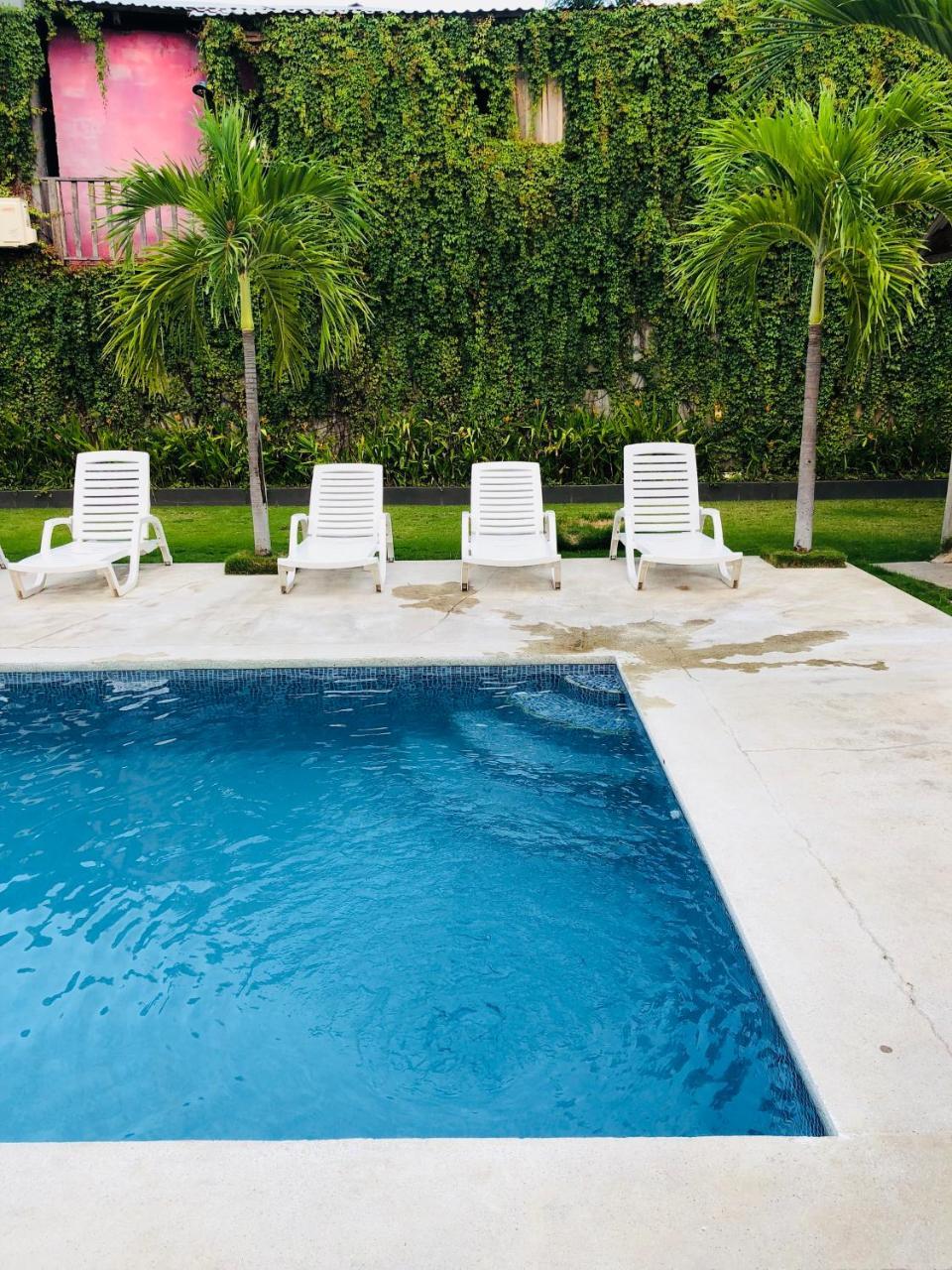 El Sunzalito Hotel La Libertad Luaran gambar