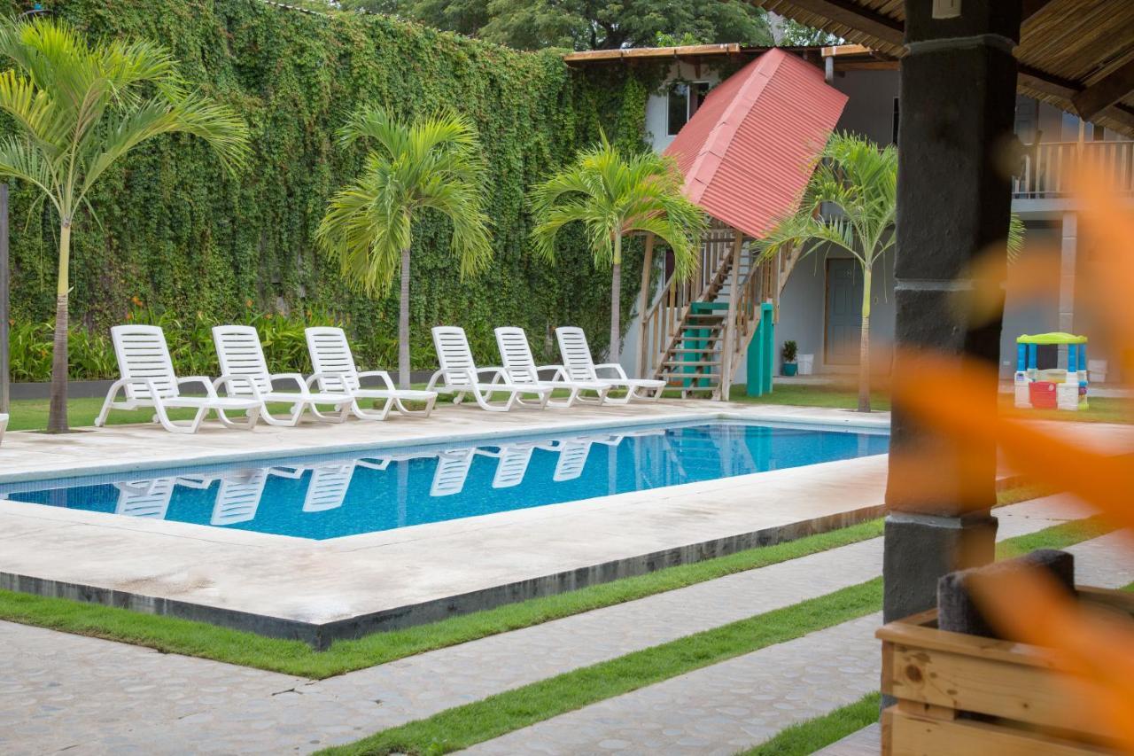 El Sunzalito Hotel La Libertad Luaran gambar
